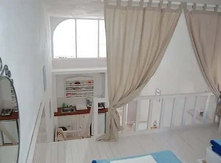 Atlantida Ξενοδοχείο με διαμερίσματα 3*