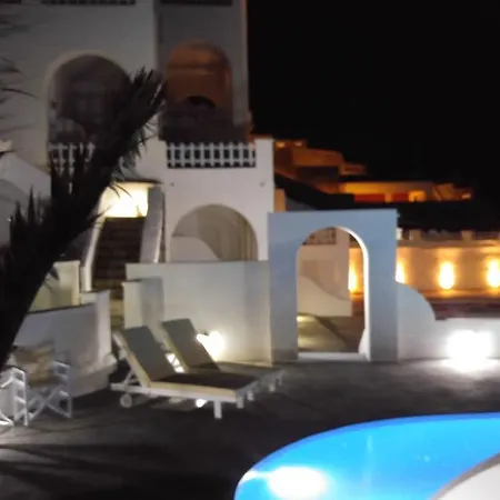 Apart Otel Atlantida 3*