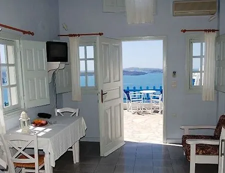 Atlantida 3* Foinikia (Santorini)