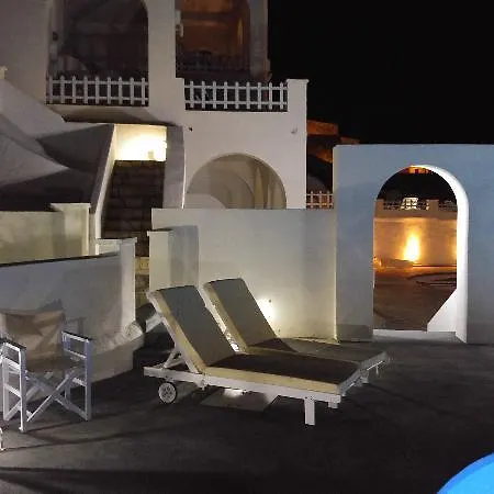 Atlantida Aparthotel Foinikia (Santorini)