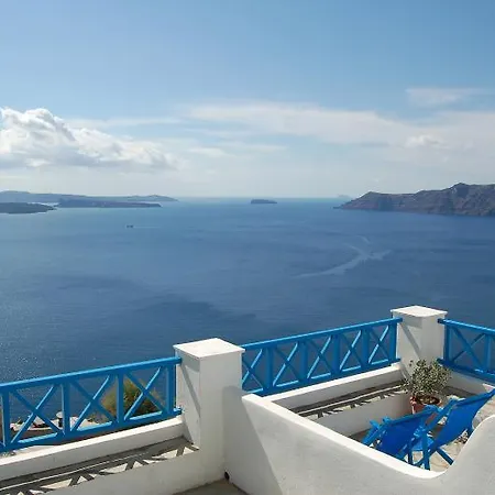 Atlantida Aparthotel Foinikia (Santorini)