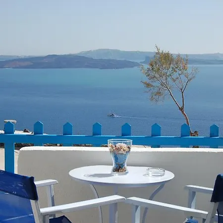 Atlantida Aparthotel Foinikia (Santorini)
