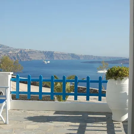 Atlantida 3* Foinikia (Santorini)